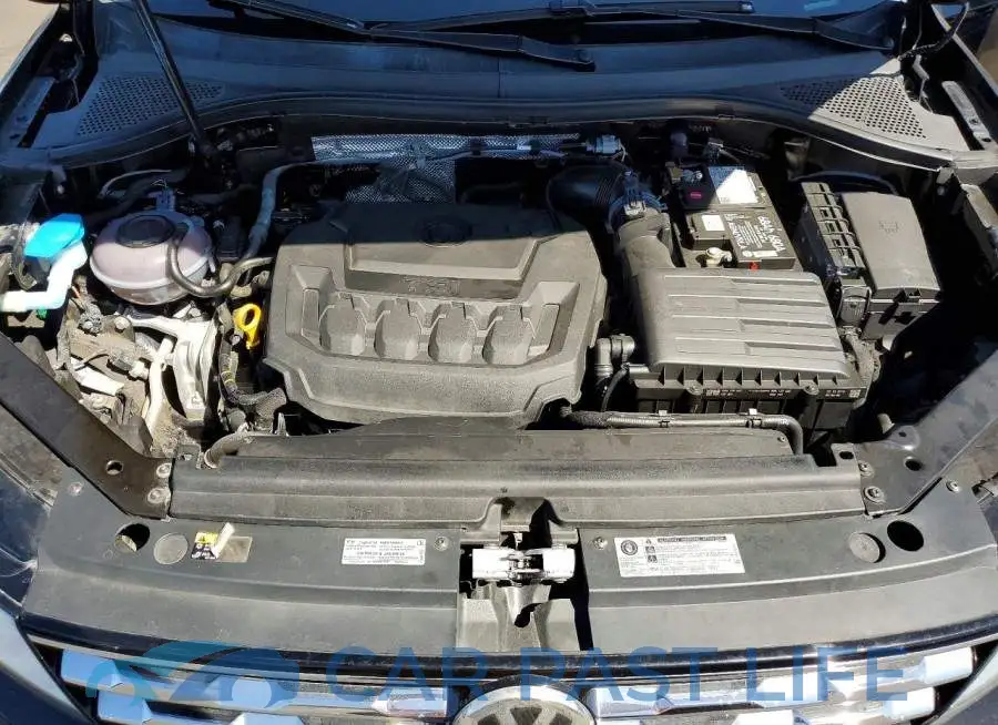3VV3B7AX5KM035226# 12