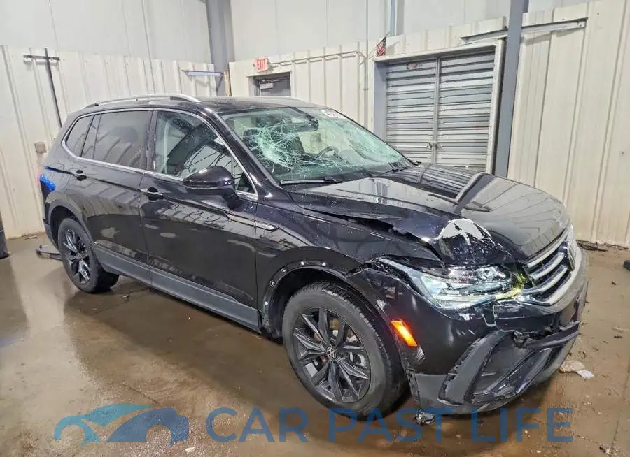 3VVMB7AX4RM170602# 4