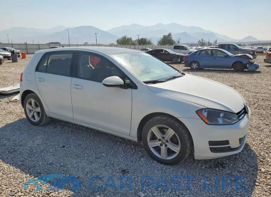 3VW117AU2HM066048# 4