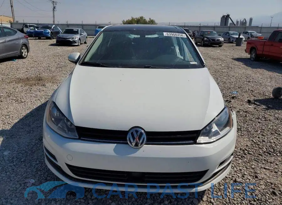 3VW117AU2HM066048# 5