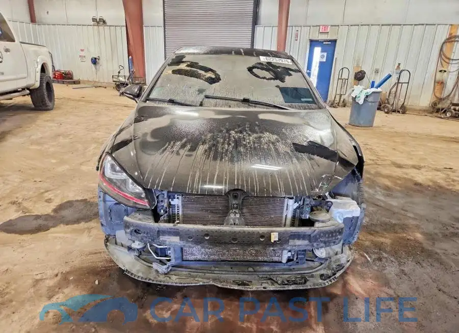 3VW547AU1HM062484# 5