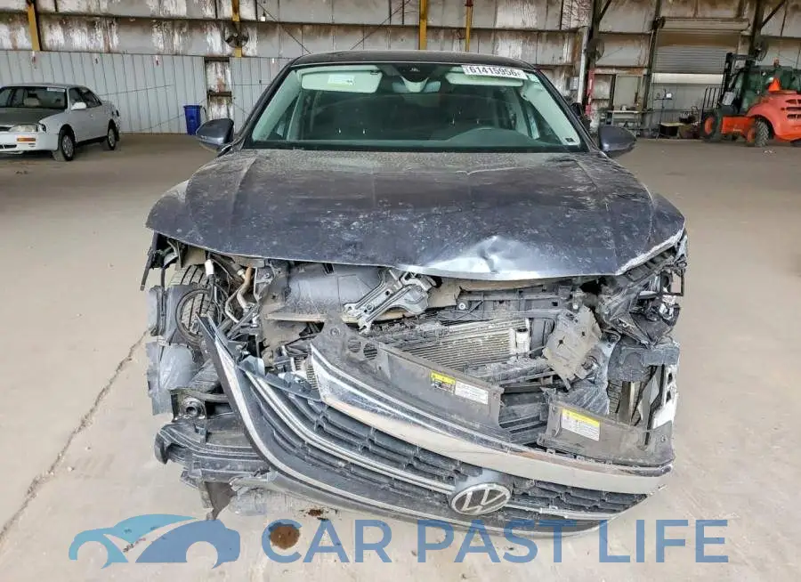 3VW5M7BU5RM022442# 5