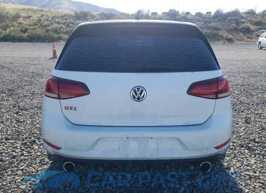 3VW5T7AU3LM001472# 6