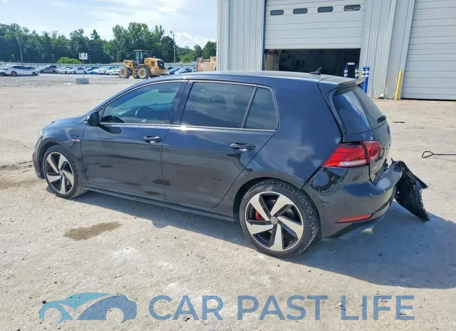 3VW5T7AU9MM000845# 2