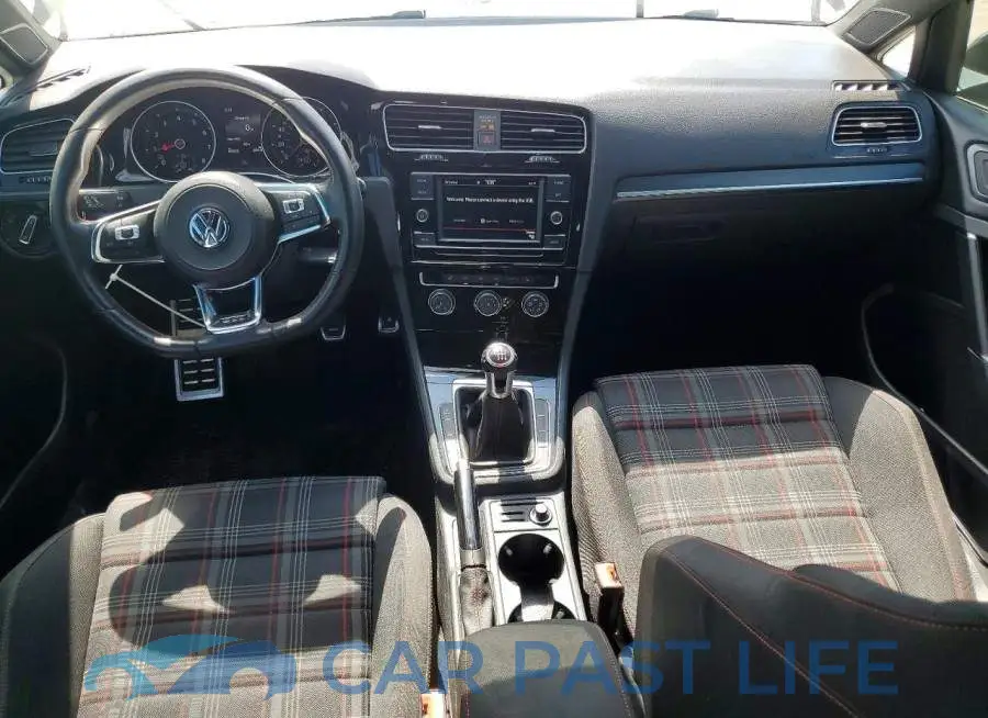 3VW5T7AU9MM000845# 8