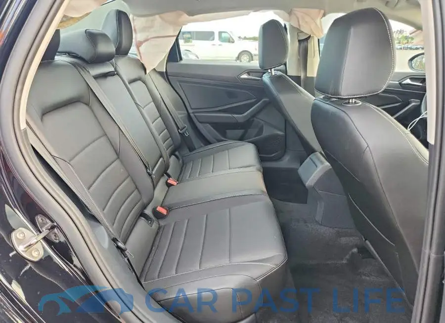 3VW7M7BU3PM035499# 10