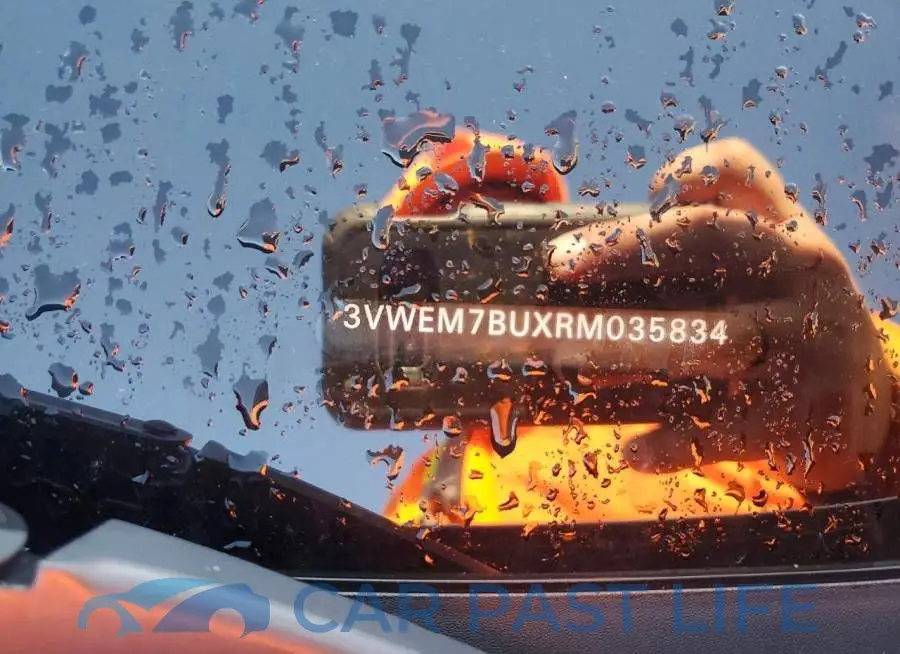 3VWEM7BUXRM035834# 9