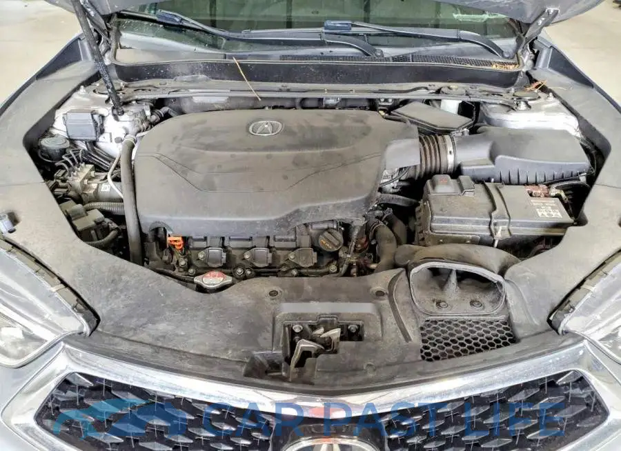 19UUB2F53JA006897# 11
