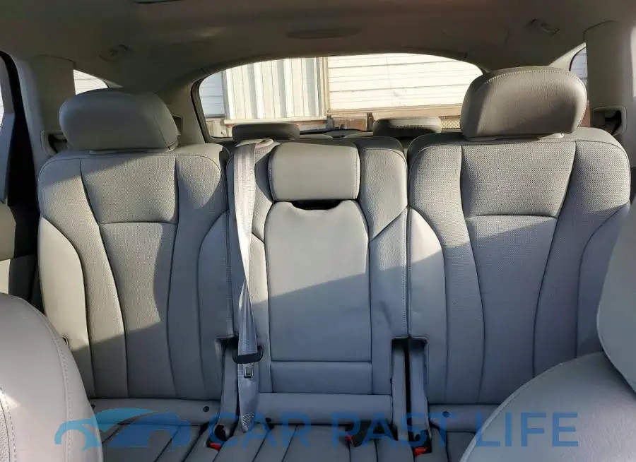 WA1VAAF7XHD030375# 10