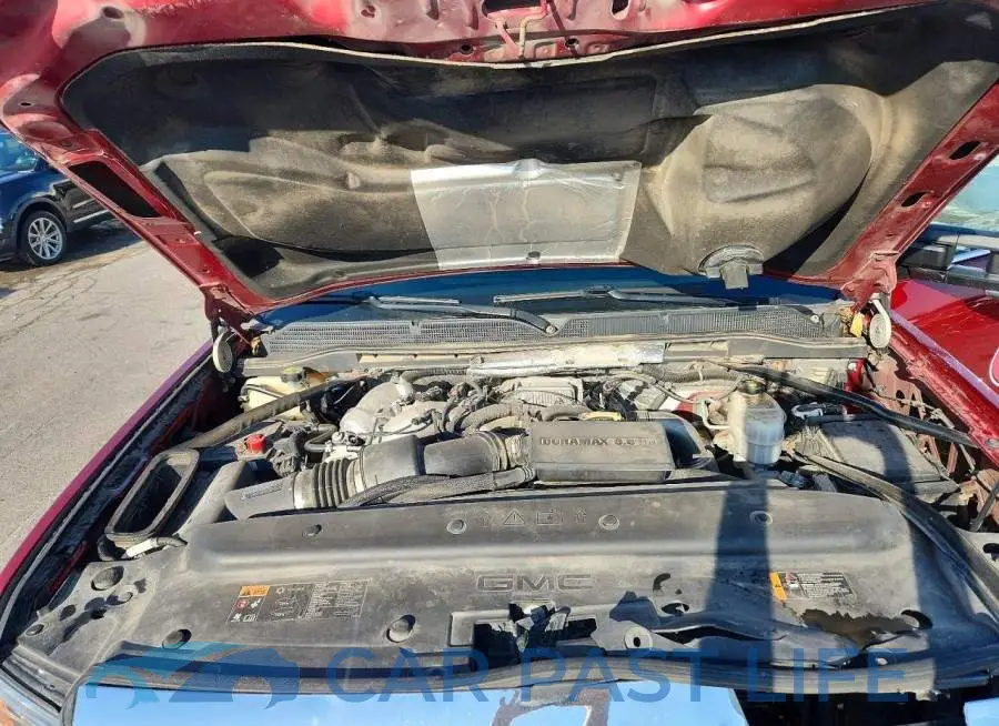 1GT42WEY8KF177599# 11