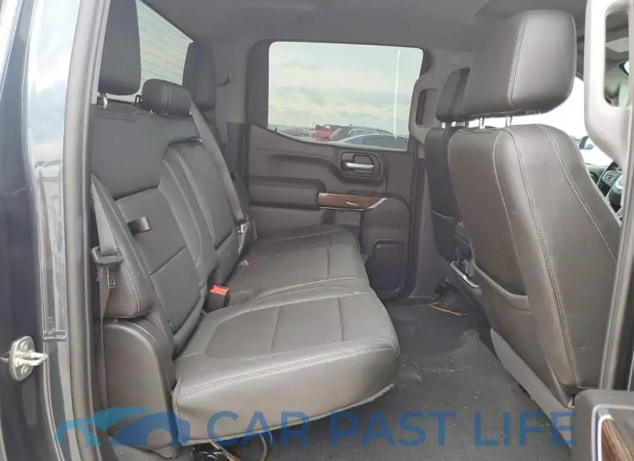 3GTU9CED9MG158911# 10