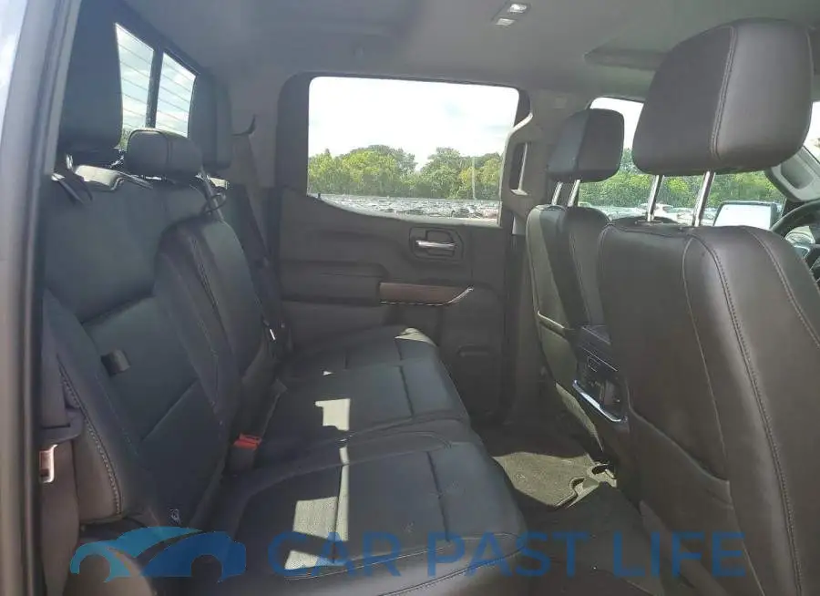 3GTU9DED0LG435045# 10