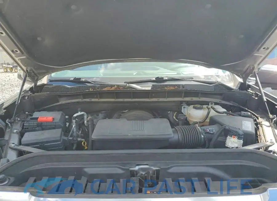 3GTU9DED0LG435045# 11