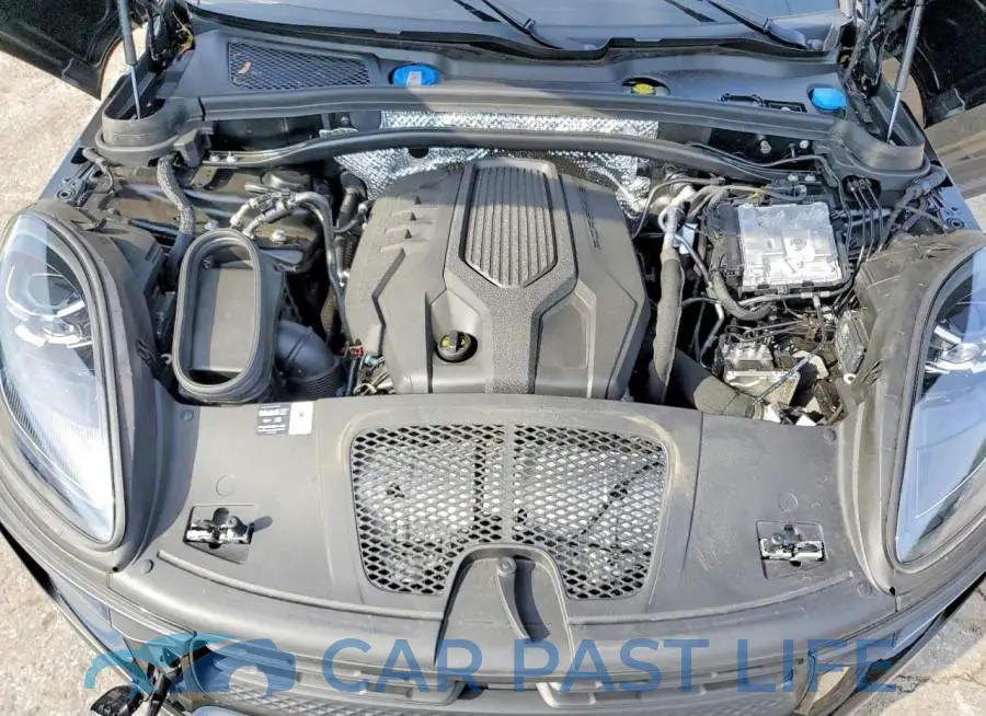 WP1AA2A52SLB09759# 12