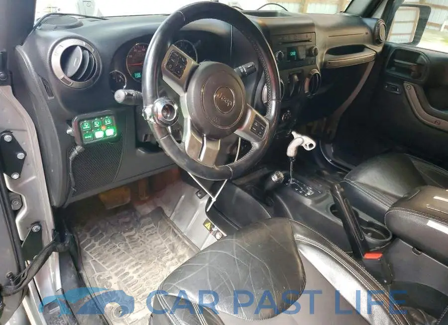 1C4AJWAG2JL859395# 8