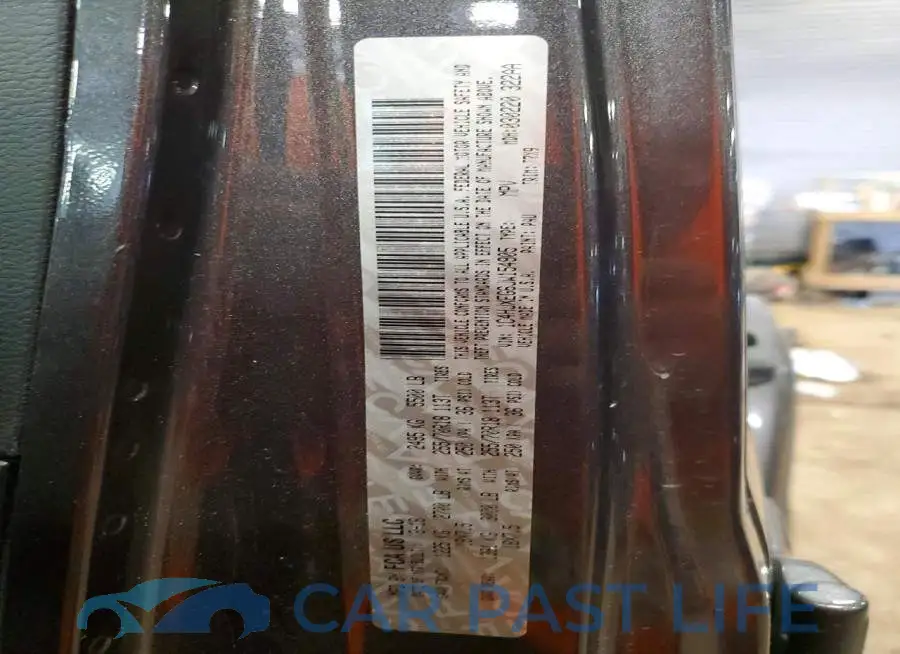 1C4HJXEG6JW154905# 14