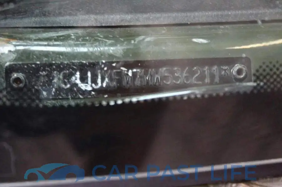1C4JJXFM7MW536211# 10
