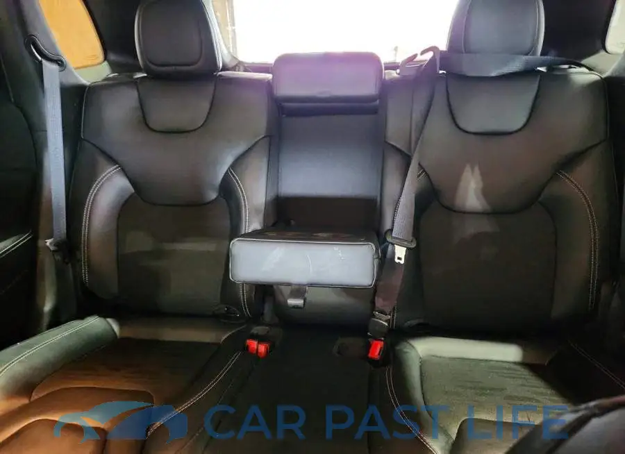 1C4PJMCX8ND540806# 10
