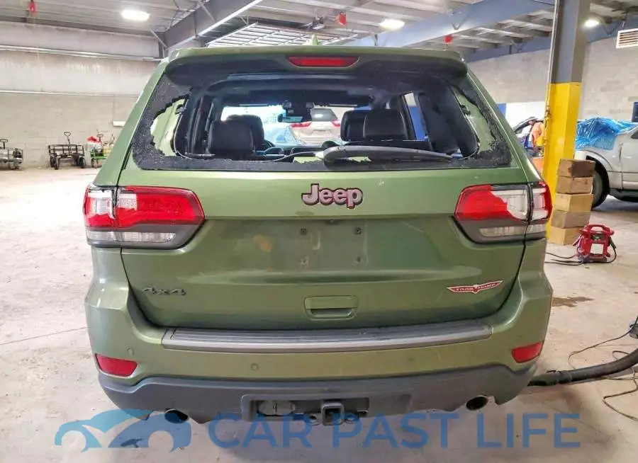 1C4RJFLG0LC195097# 6