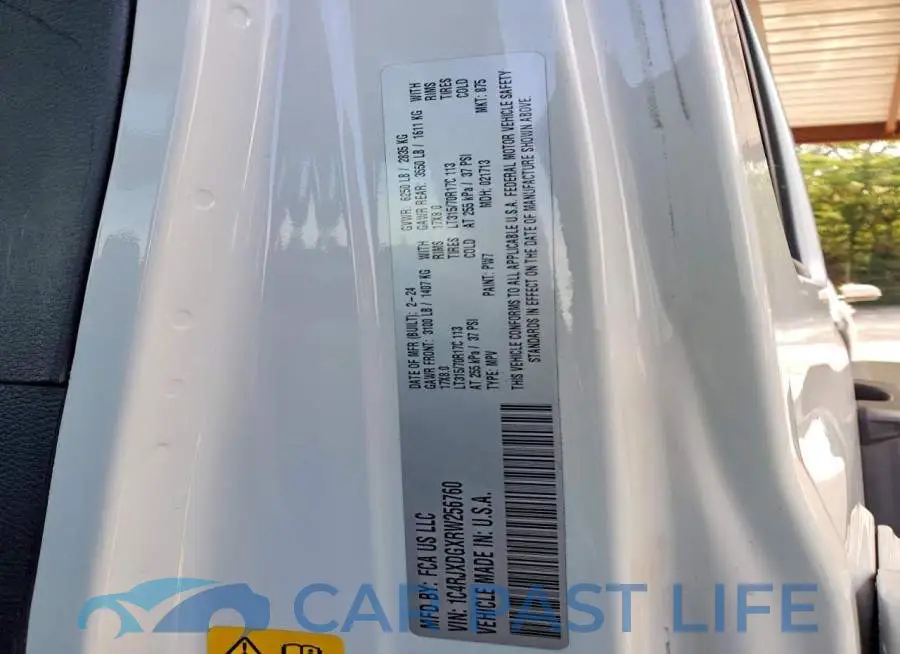 1C4RJXDGXRW256760# 12