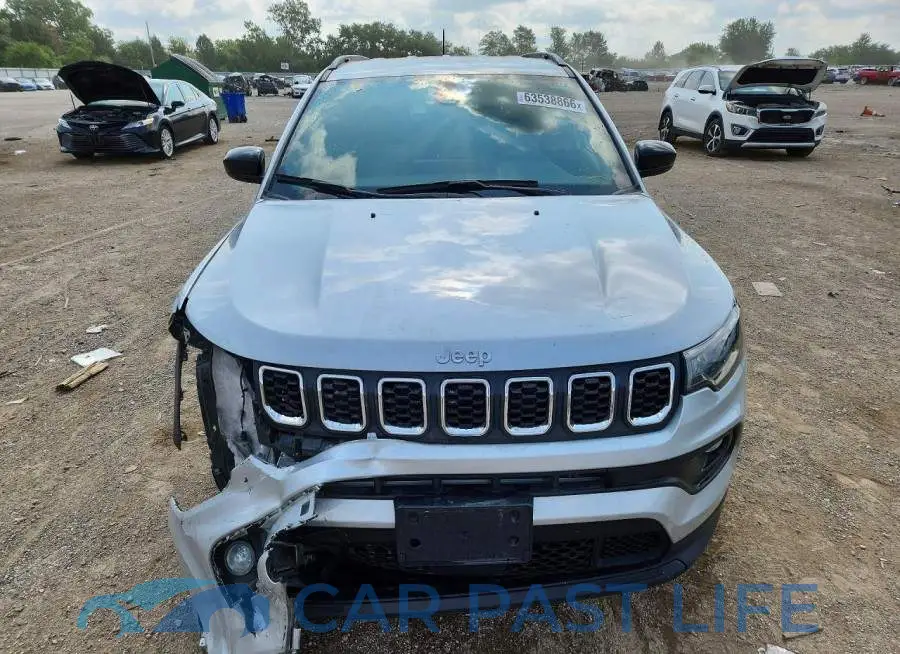 3C4NJDBN3RT113945# 5