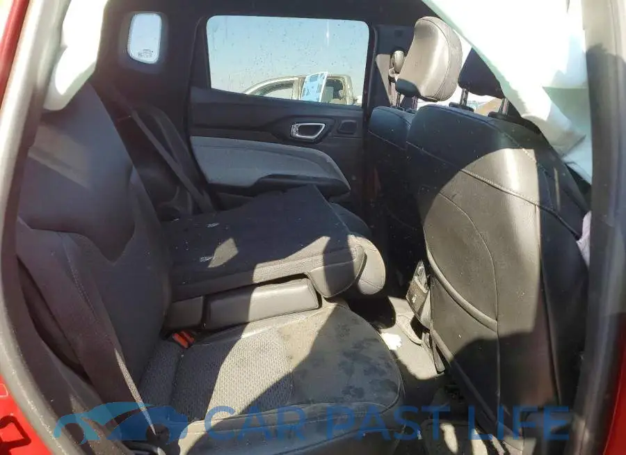 3C4NJDBN9ST547468# 11