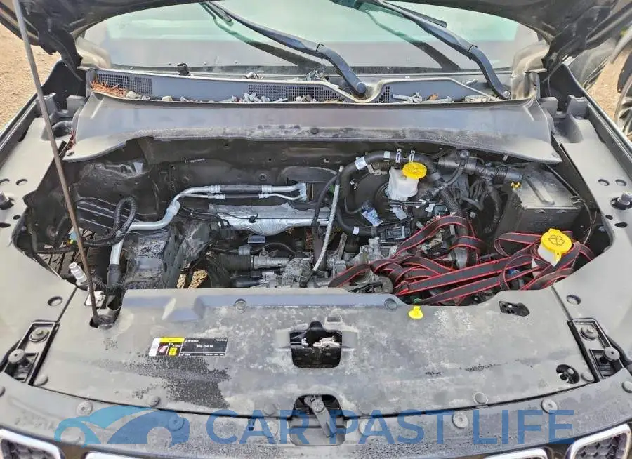 3C4NJDCB5LT112968# 11