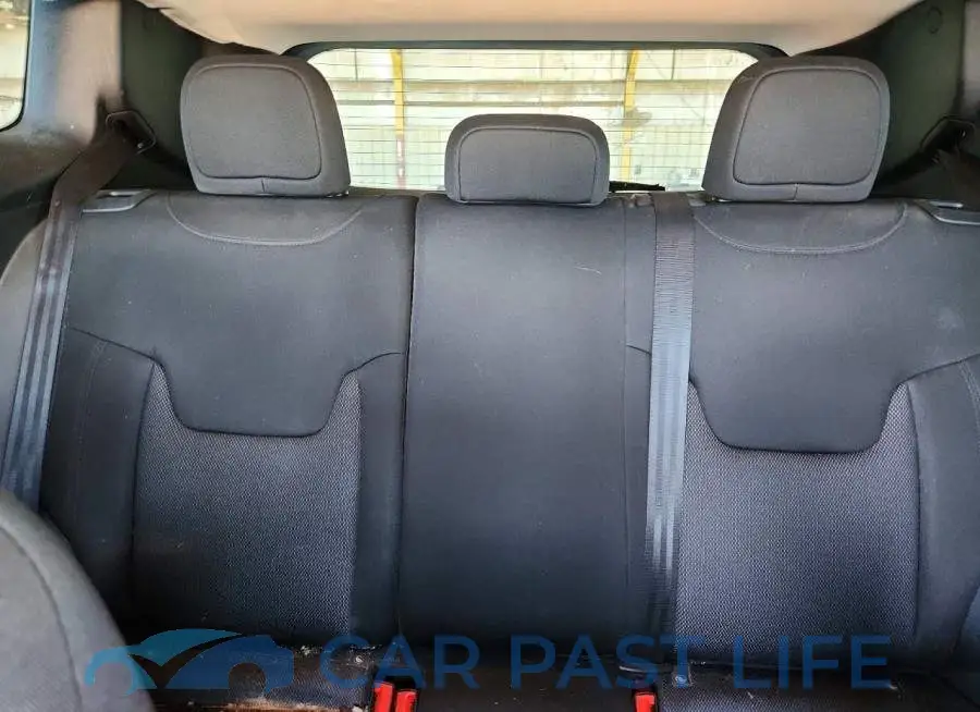 ZACNJCAB0MPM21749# 10