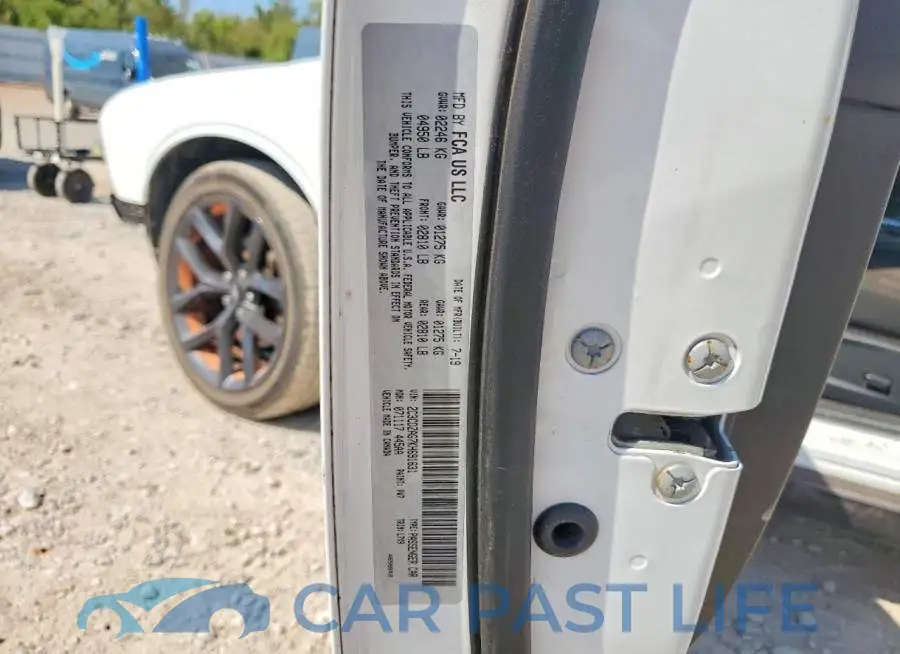 2C3CDZAG7KH691631# 13