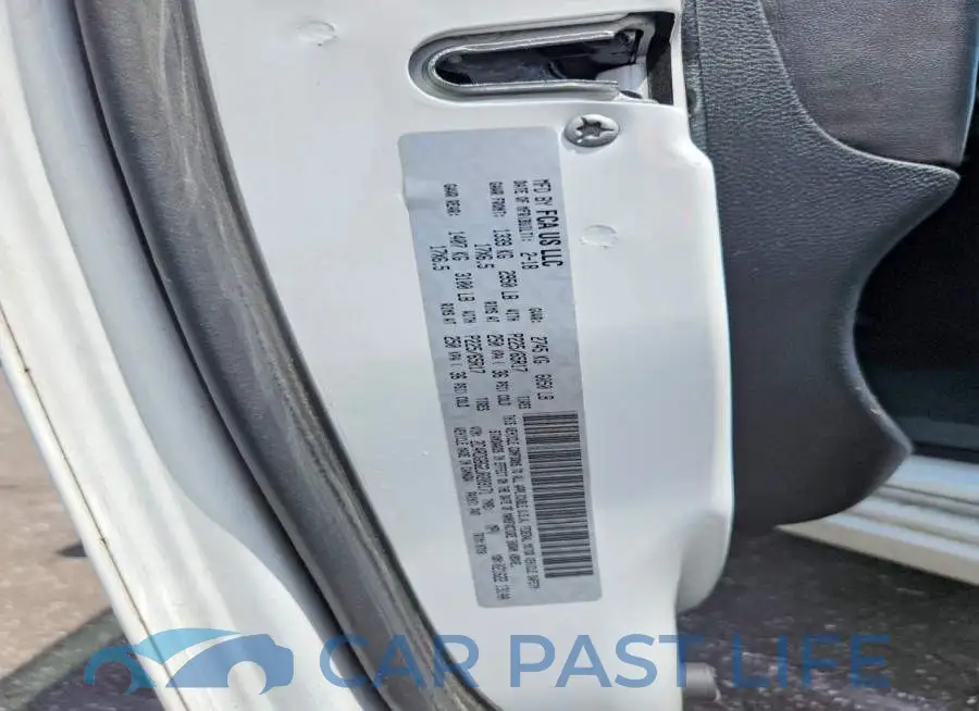 2C4RDGBG2JR203171# 13
