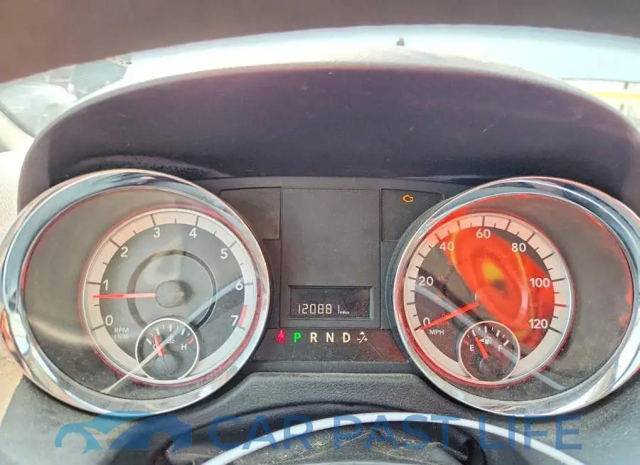 2C4RDGBG6JR305055# 9