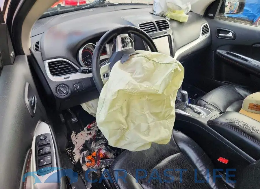 3C4PDCEG7JT184335# 8