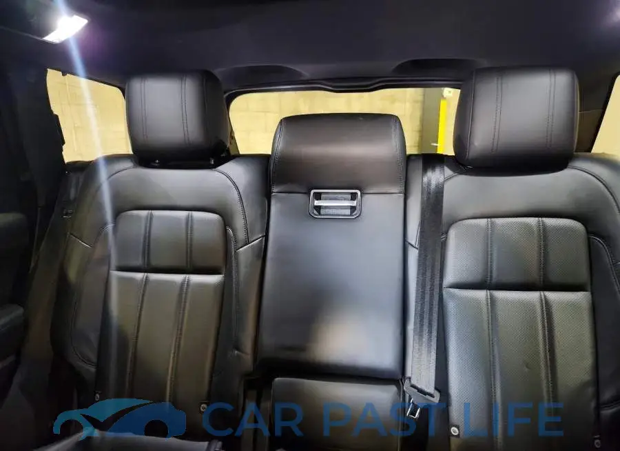 SALWR2RV1JA185481# 10