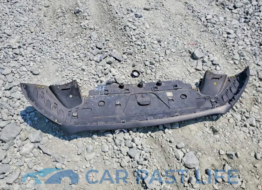 SALYB2RV9JA713300# 13