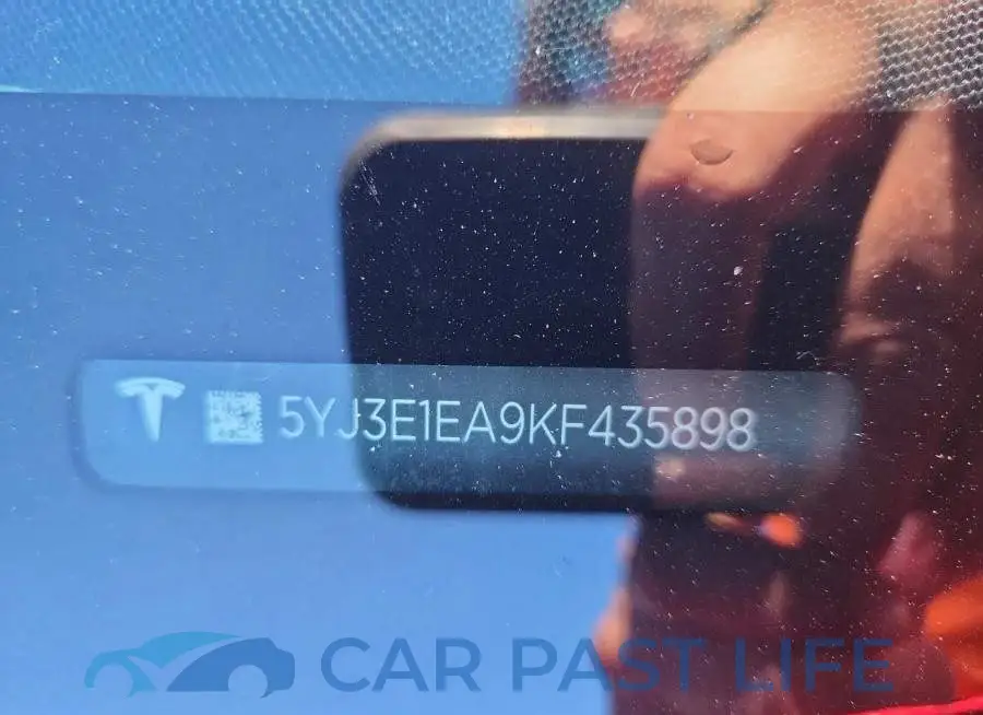 5YJ3E1EA9KF435898# 12