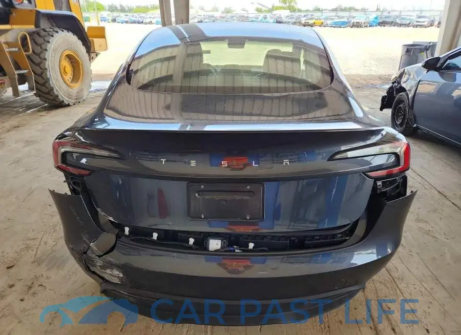 5YJ3E1EA9RF740618# 6
