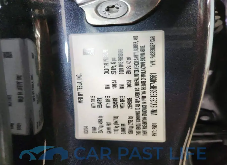 5YJ3E1EB5RF740561# 13