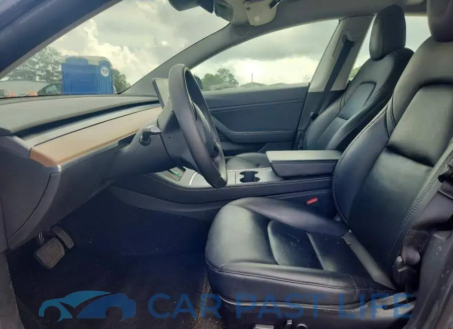 5YJ3E1EB6MF924433# 7