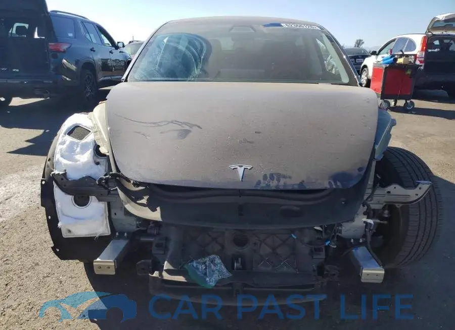 5YJ3E1EB9SF907607# 5