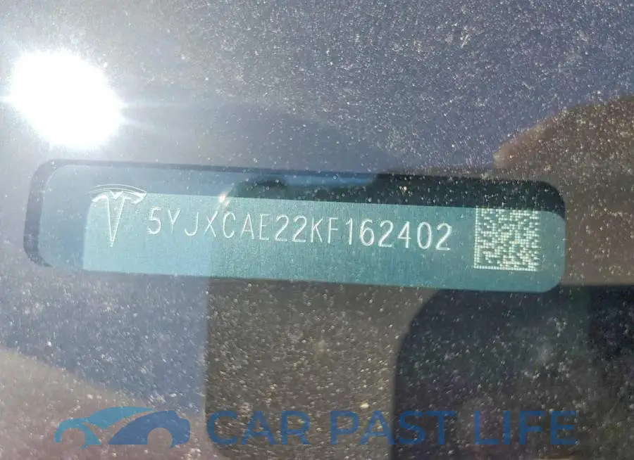 5YJXCAE22KF162402# 13