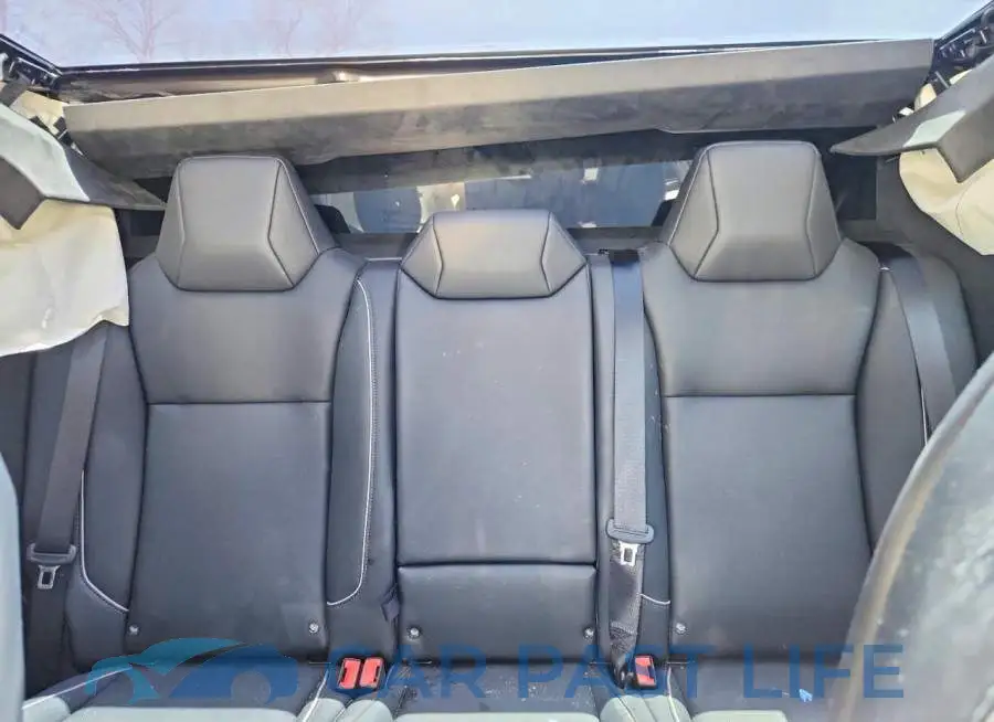 7G2CEHED1SA061056# 10