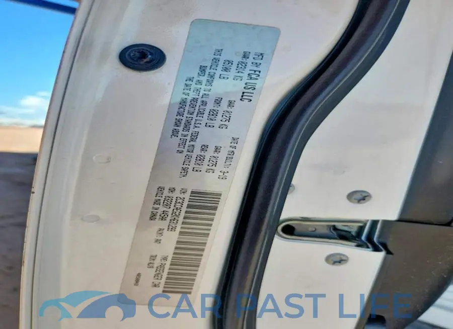 2C3CCAEG2KH631299# 12
