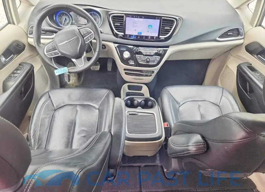 2C4RC1BG2NR190427# 8