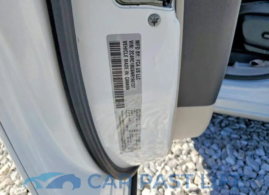 2C4RC1BG6NR190737# 13