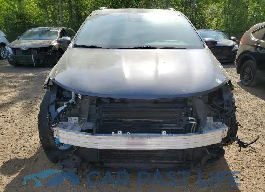 2C4RC1BG7NR106814# 5