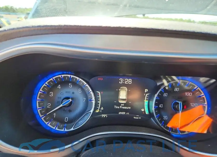 2C4RC1GGXKR605403# 9