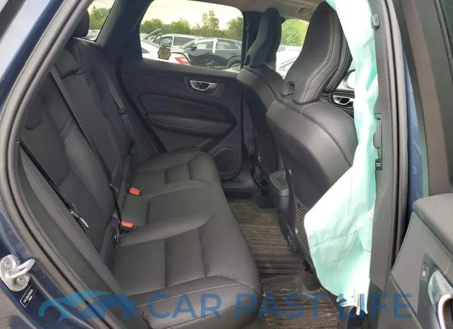 YV4L12RW7P1388990# 11