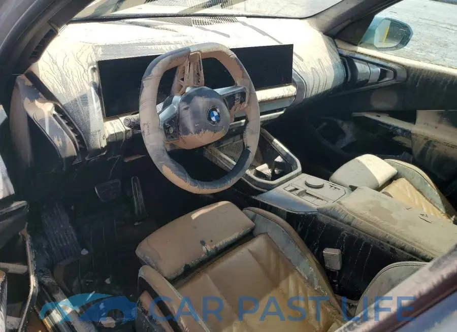 5UX53GP09T9352875# 8