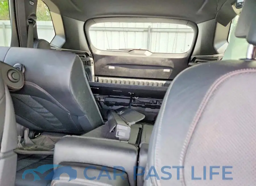 5UXCR6C52KLL51604# 10