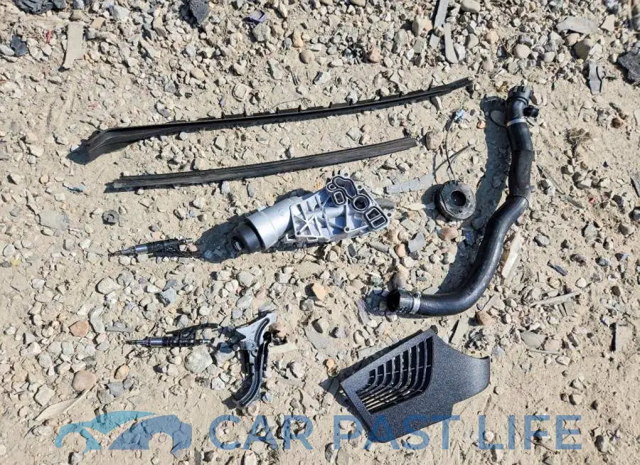 5UXTS3C59KLR73507# 13